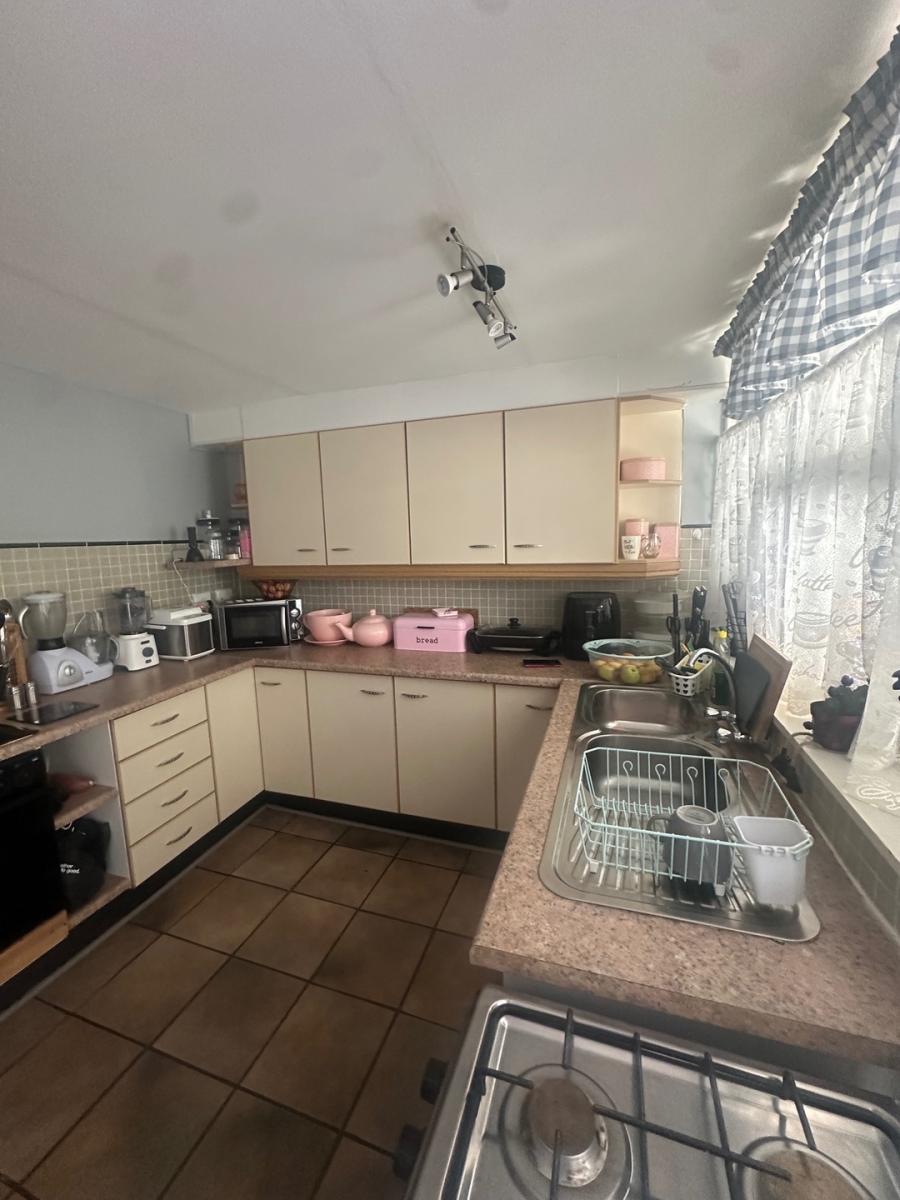  Bedroom Property for Sale in Deneysville Free State